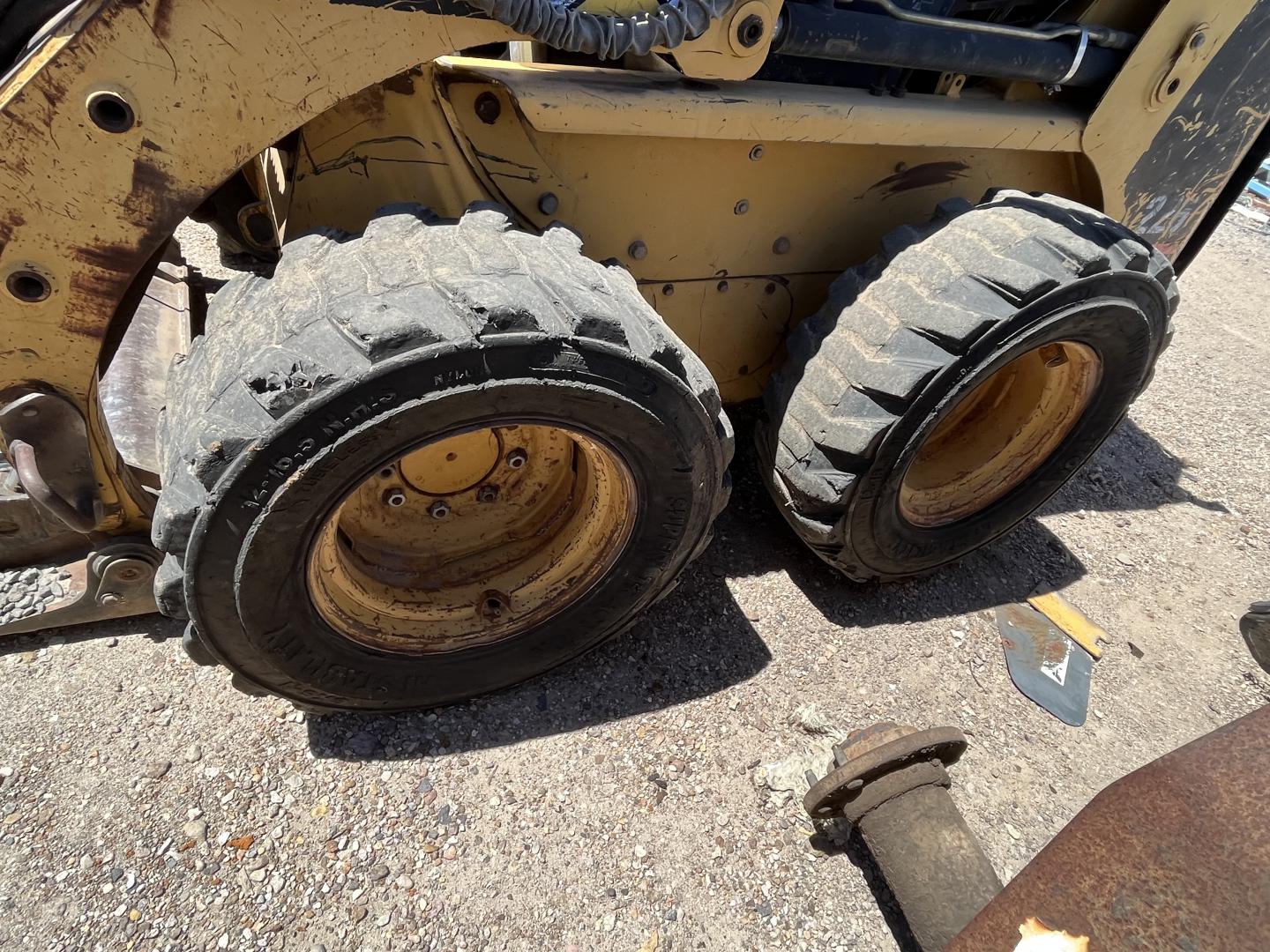 ./imagenes/INVOICE/2019/17617/MINICARGADOR CATERPILLAR 226 (5).JPG